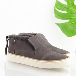 TOMS Womens Paxton Boots Size 8.5 Gray Suede Fur Lined Shoes Sporty Comfy Casual